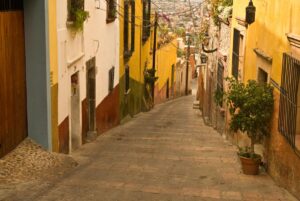 Best Time to Move: Discover San Miguel de Allende Insights